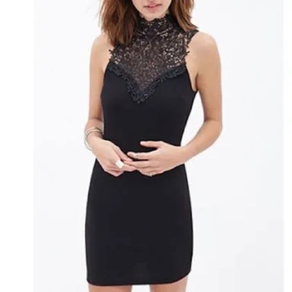 Forever 21: Elegant Black Lace Dress size L